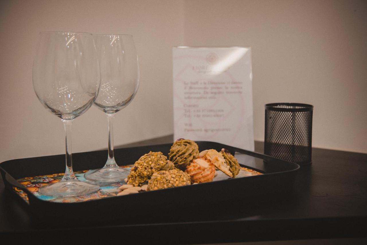 Fiore Dei Templi - Luxury Suite Experience 阿格里真托 外观 照片